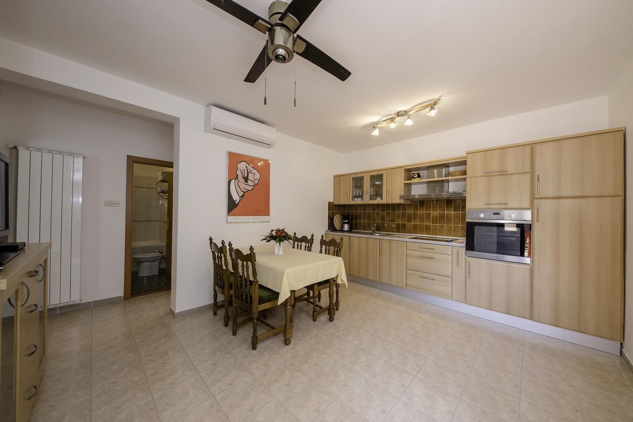 סופטרסקה דראגה Apartments Dedic מראה חיצוני תמונה