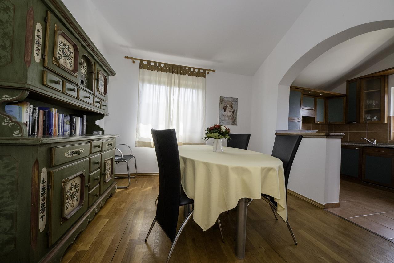 סופטרסקה דראגה Apartments Dedic מראה חיצוני תמונה